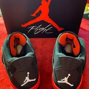 Jordan | Shoes | Jordan 4s Crimson Aka Thunder Size 95 Man  display picture 2